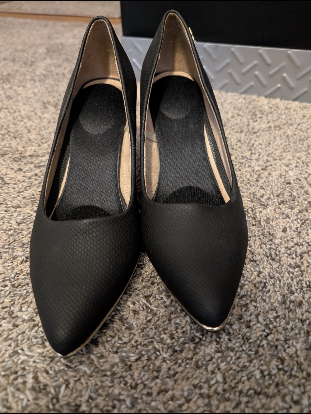 Black Pointed Toe Women’s Pumps - With Gold Accent